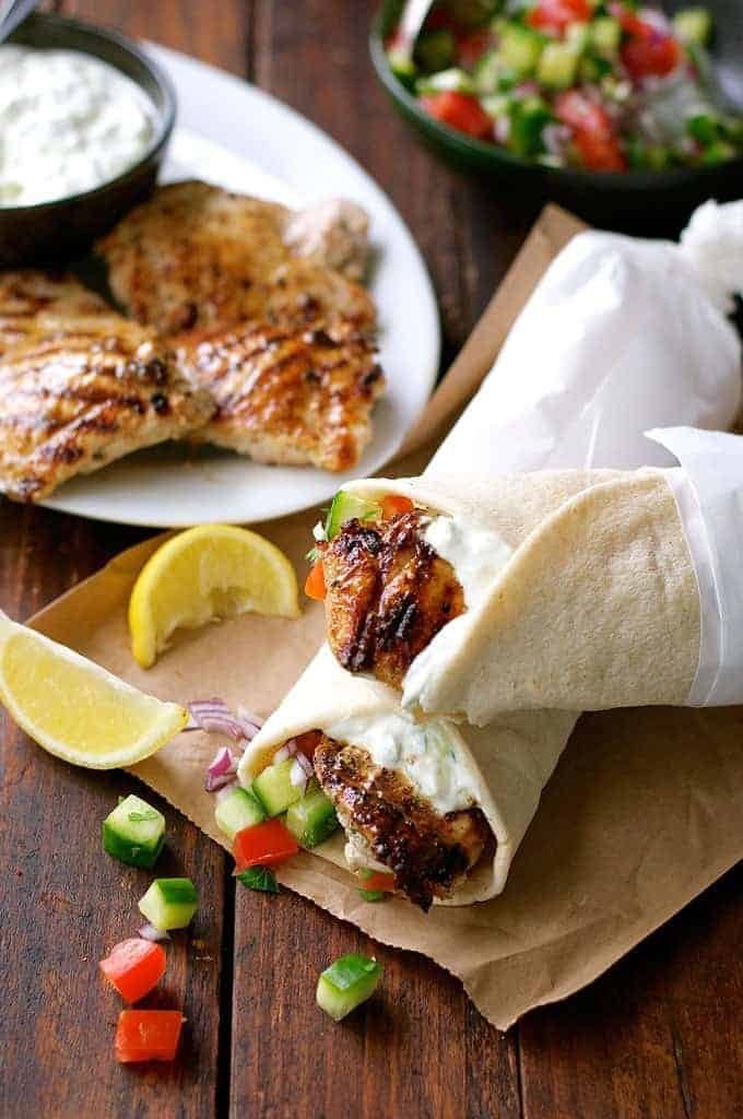 sáng chơi đá banh chiều chơi đá gà chơi tư sáng chơi đá banh chiều chơi đá gà chơi tư