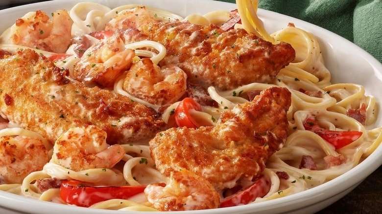 xem gà mỹ đá